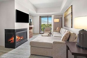 Living area - Coachella Valley 2 Bdr Villa (sleeps 8 adults) Westin Desert Willow, Palm Desert (Palm Desert)
