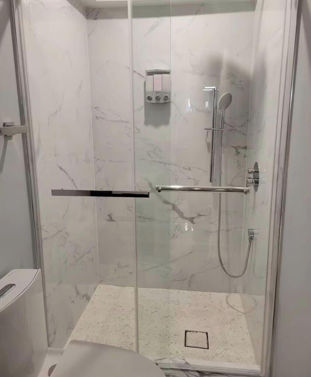 Hårtørrer, håndklæder, Sæbe, Shampoo