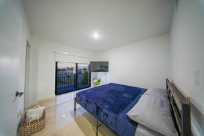 4 Schlafzimmer, Zimmersafe, Bügeleisen/Bügelbrett, Reisekinderbett