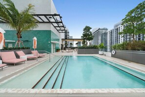 Pool - Miami Highline-Heated Pool, Cabanas (Miami)