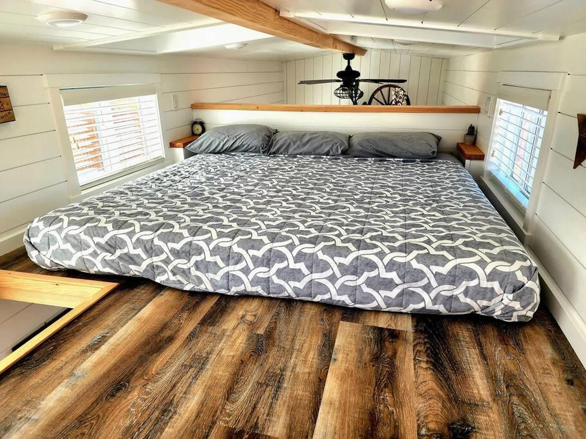 1 bedroom, travel crib, WiFi, bed sheets