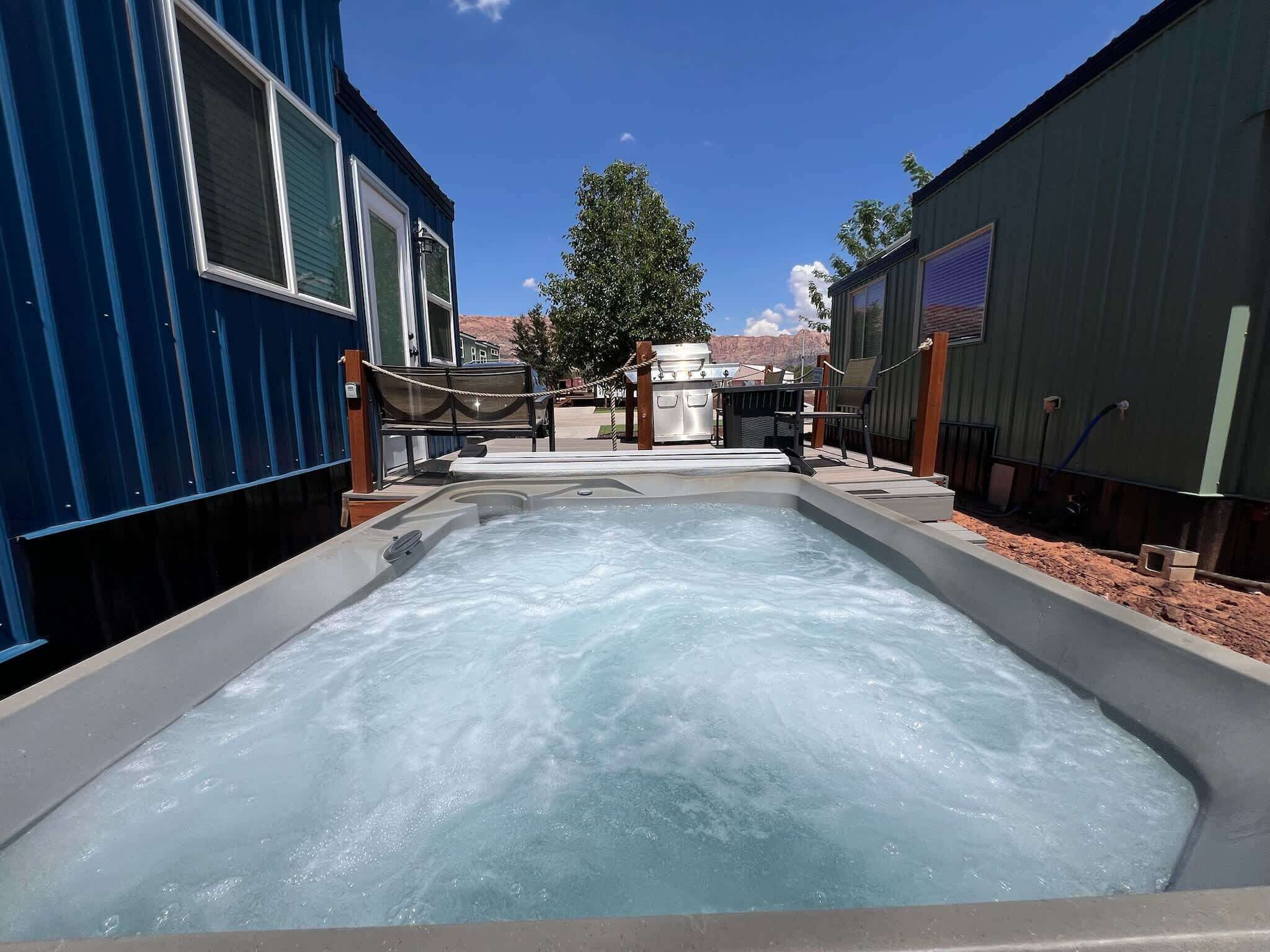 Bain à remous extérieur