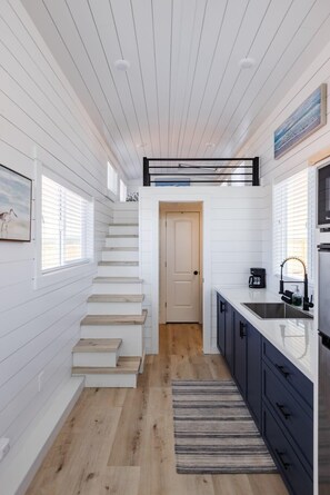 Fridge, microwave, coffee/tea maker, cookware/dishes/utensils - Zion Getaway • Cozy Tiny Home w/ Private Hot Tub (Apple Valley)