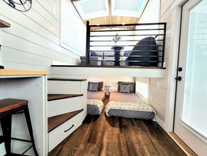 Reisekinderbett, WLAN, Bettwäsche