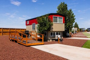 Exterior - Family-Friendly Tiny Home • Firepit • BBQ • Zion (Apple Valley)