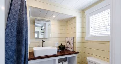 Pet-Friendly Stay Near Zion • Trails • BBQ & Deck