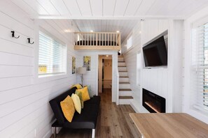 Televisio, työhuone