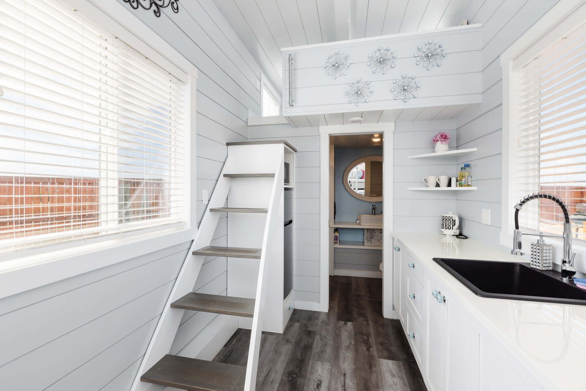 雪櫃、微波爐、爐具、咖啡機/沖茶器