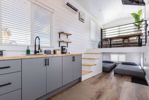 2 dormitorios, cuna de viaje, wifi y ropa de cama
