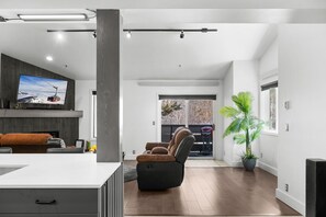 Interior - RMR: Balsam Lodge B8 Condo in The Aspens/ Wilson,WY (Wilson)