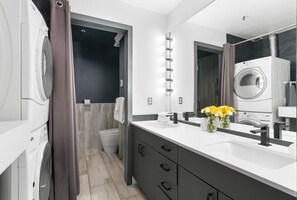 Shower, hair dryer, towels - RMR: Balsam Lodge B8 Condo in The Aspens/ Wilson,WY (Wilson)