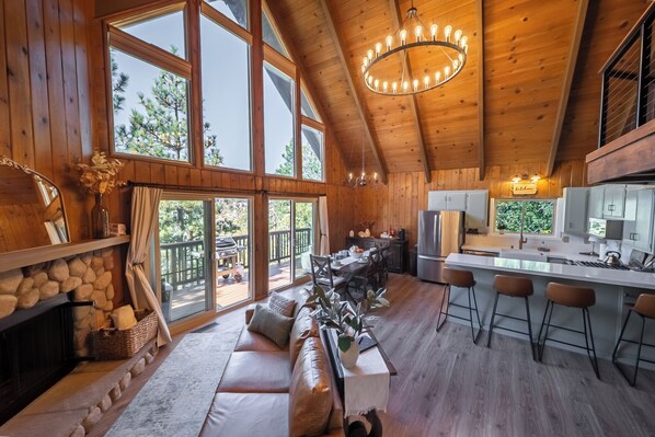 Smart TV, fireplace, video games