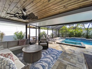 A heated pool - Modern Luxury Private Home with Pool in Siesta Key (Siesta Key)