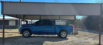 Cozy 1 bed/1 bath home in Kingston, OK. Close to the lake with RV hook-ups