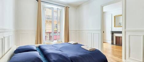 Strykejern/-brett, wi-fi og sengetøy