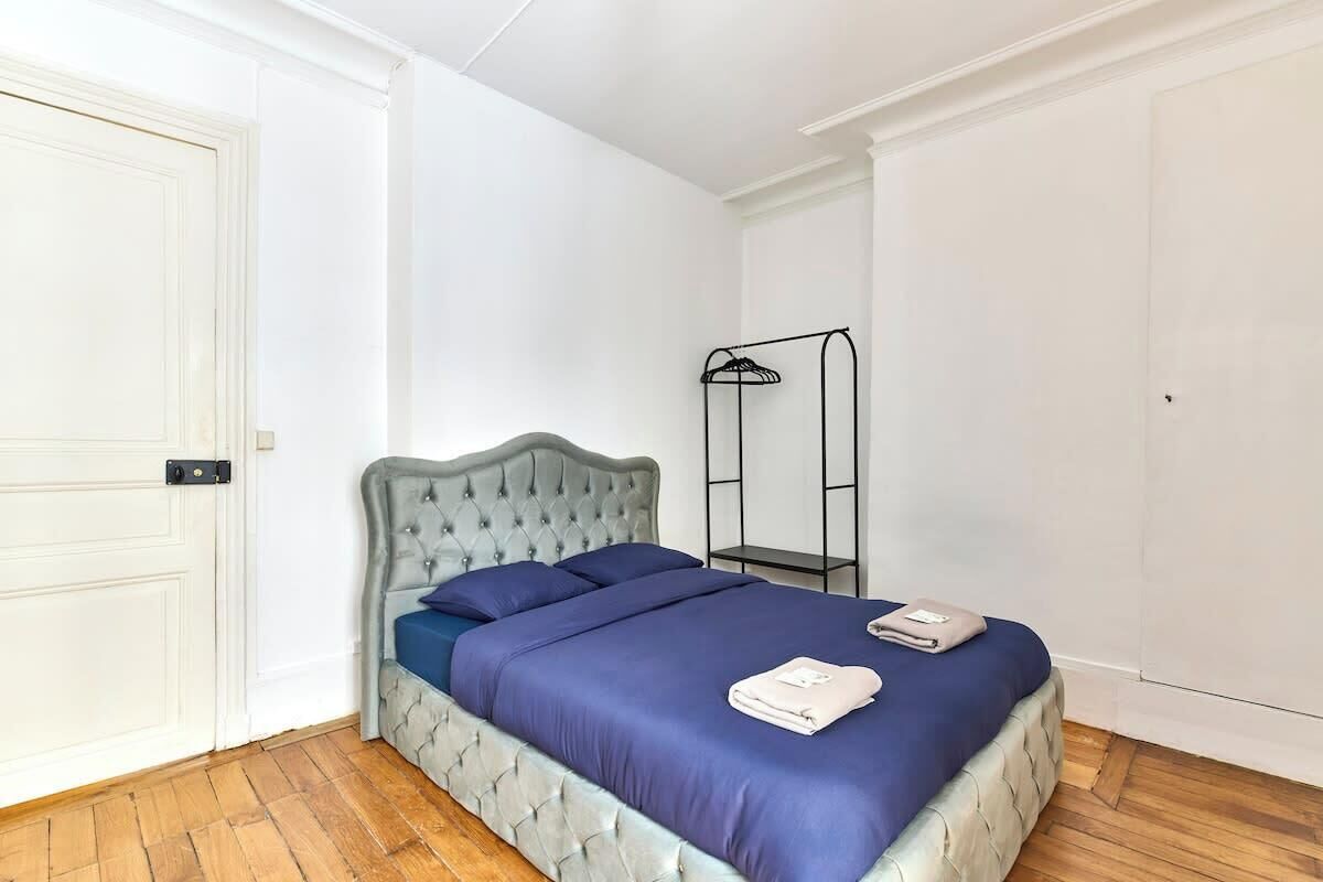 Fer et planche à repasser, Wi-Fi, draps fournis