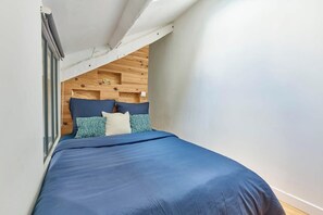 Fer et planche à repasser, Wi-Fi, draps fournis