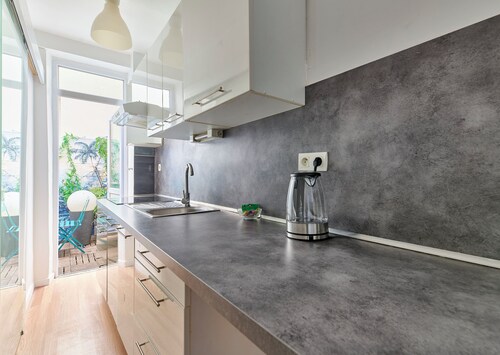 Cosy Studio – Rue des Martyrs, Walking Distance to Montmartre