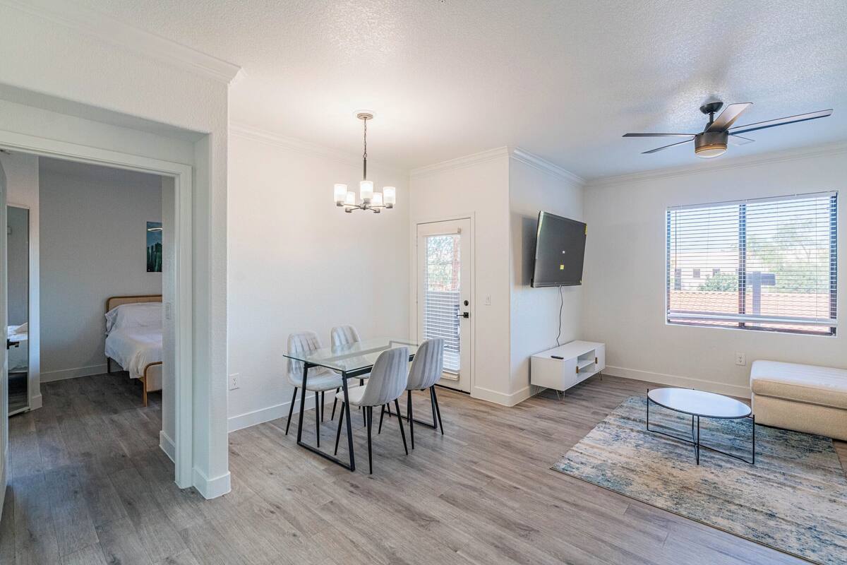 Apartment | Iron/ironing board, free WiFi