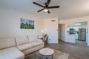 Apartment | Living area