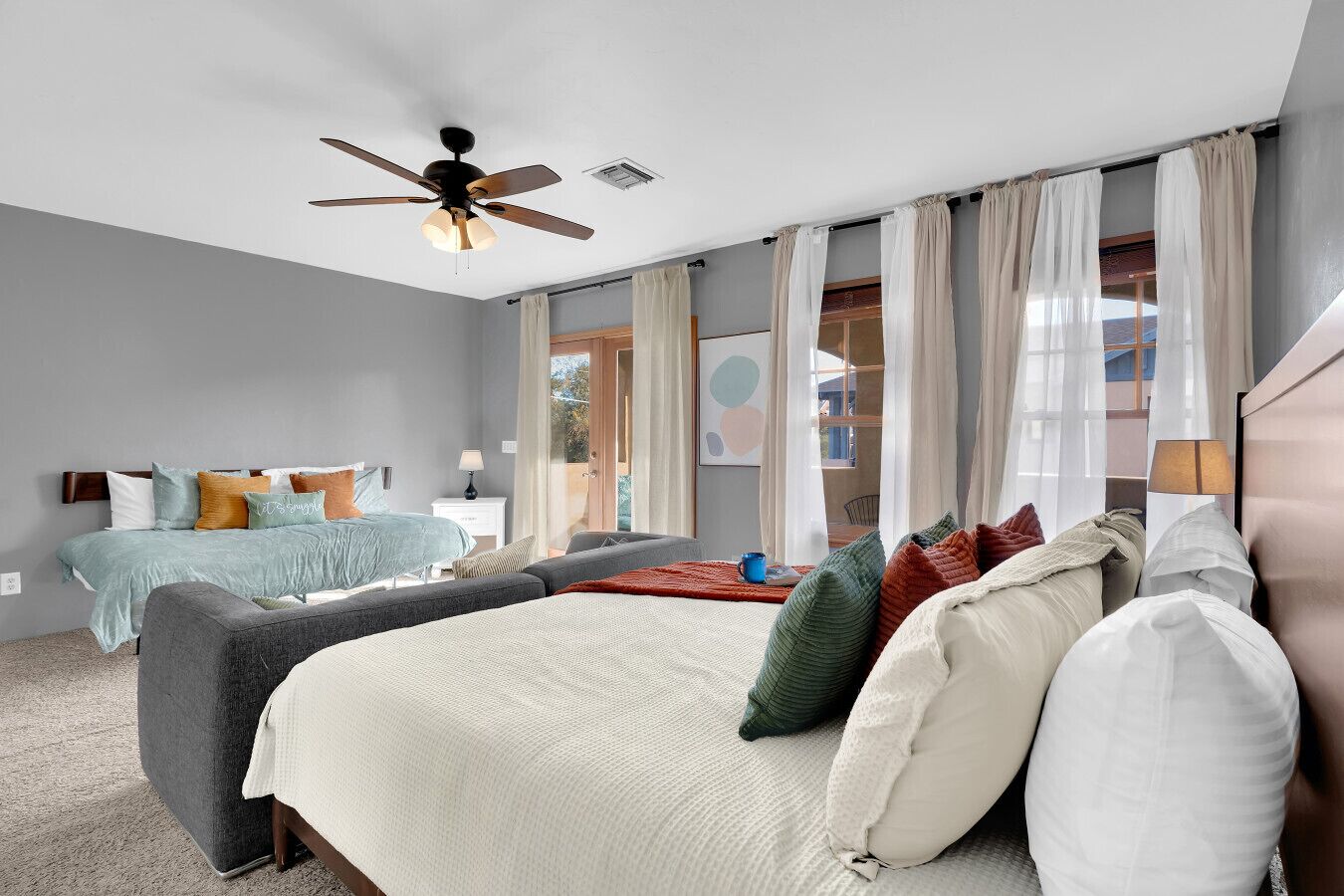 3 bedrooms, desk, iron/ironing board, WiFi