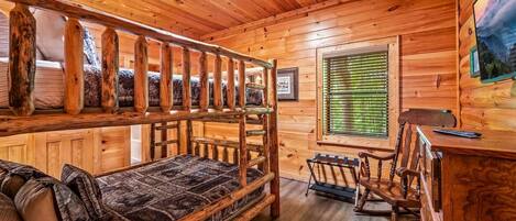 2 chambres, fer et planche à repasser, lit parapluie, Wi-Fi gratuit