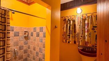 Shower, eco-friendly toiletries, towels, soap