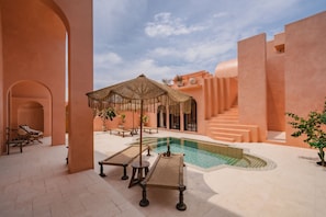 Alberca al aire libre