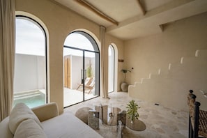 Luksus-villa - 2 soveværelser - terrasse - udsigt til pool | Stue