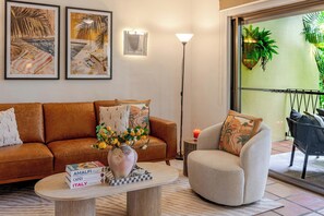 TV - Amazing Location*Newly Refurbished*King Beds*2 Pools*WIFI* Parking* BBQ (Port Douglas)