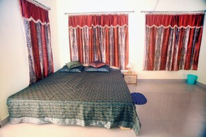 Classic Room, Balcony | In-room safe, desk, laptop workspace, iron/ironing board - SHEETAL HOMESTAY (Varanasi)