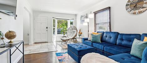 TV connectée, jeux vidéo, baby-foot