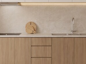 Full-sized fridge, microwave, oven, dishwasher