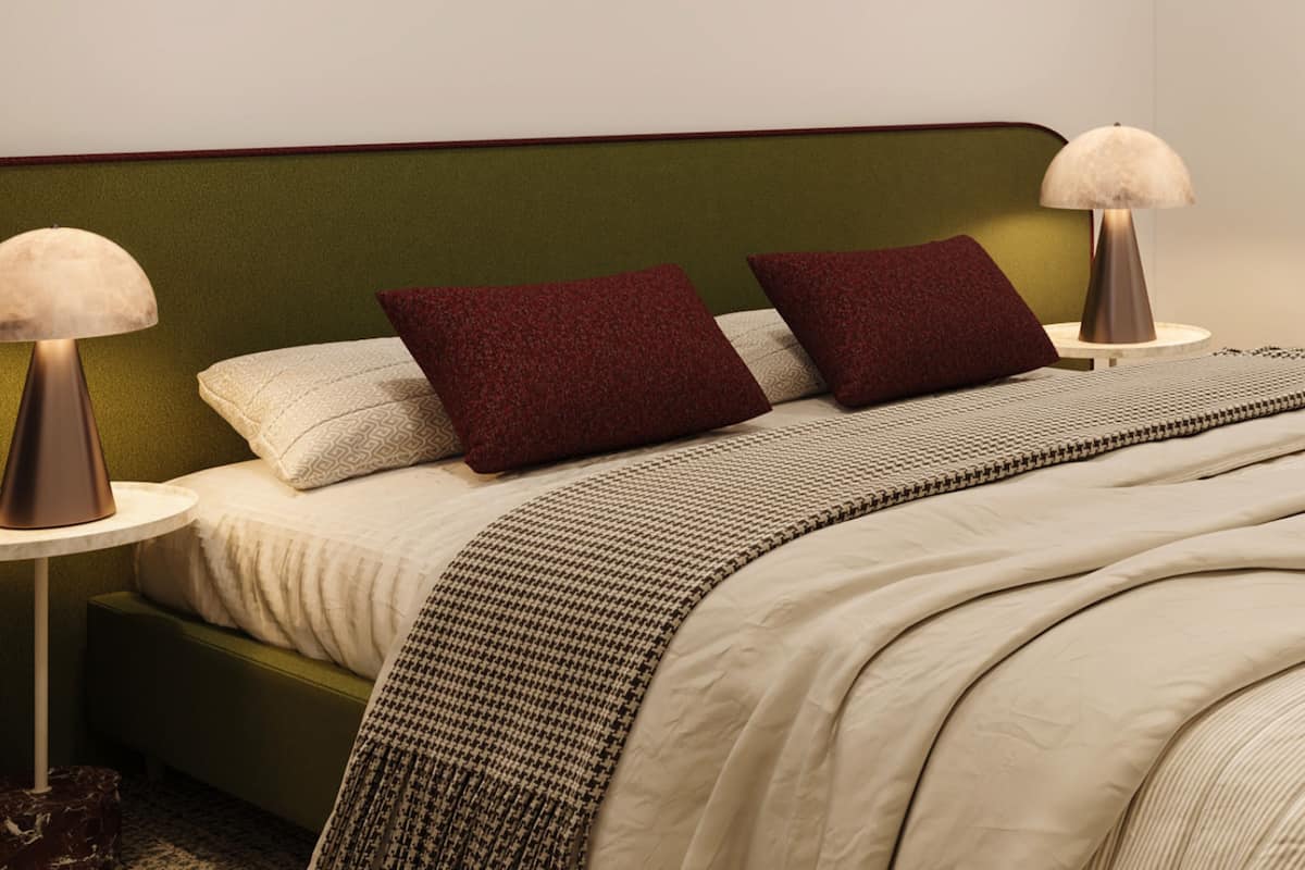 Premium bedding, pillowtop beds, in-room safe, desk