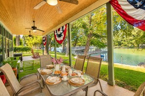 Outdoor dining - Funshine | Riverfront house in Mc Queeney with guest house, river views, grill (McQueeney)