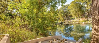 Waterfront condo with a pool, central AC, washer/dryer - snowbirds welcome