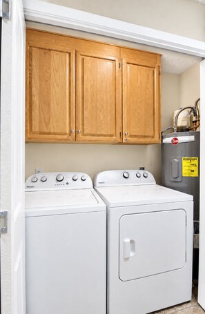 Unclassified image, 4 of 29, button - 2BR Condo W/ Pool, Hot Tub, Grills, Walk to Schlitterbahn! (New Braunfels)
