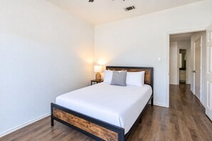 Unclassified image, 2 of 32, button - Beautiful dog-friendly home with fireplace, large yard, hammock, W/D, and AC (Buda)