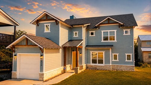 Lakeside Serenity with Private Waterfront Access on Canyon Lake