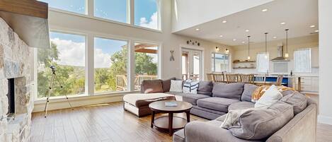 Televisie en een open haard