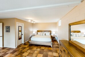 4 habitaciones, escritorio, tabla de planchar con plancha y wifi gratis 