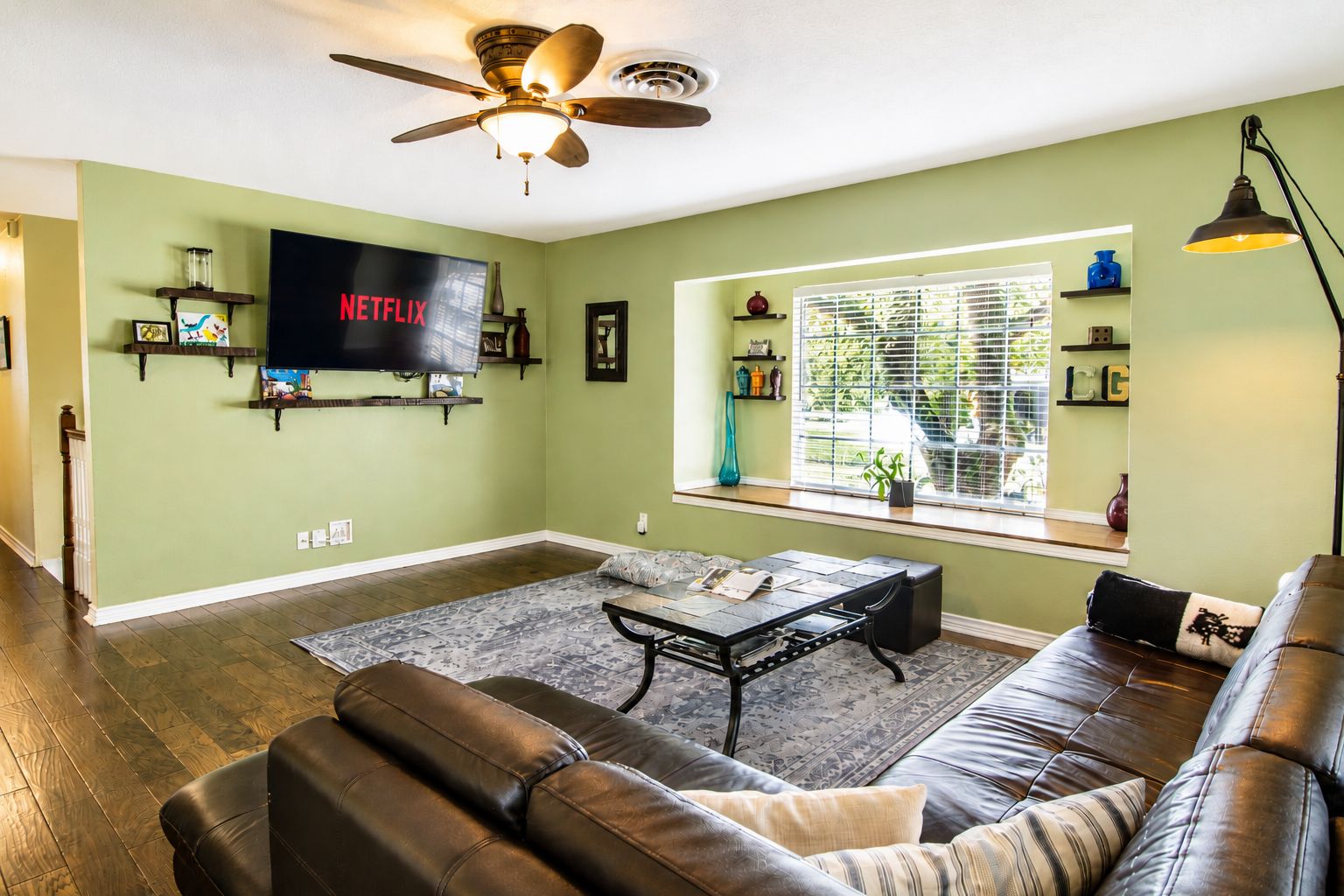 Dog-friendly Home W/ Private Deck/enclosed Yard/office Space - Close To Lake - Canyon Lake, TX