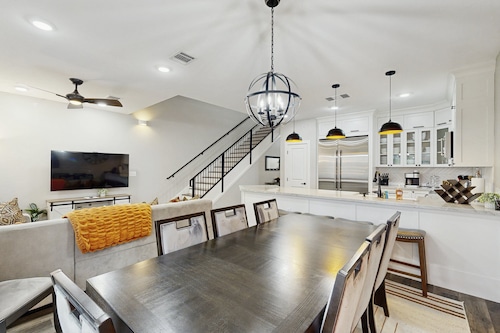 Premier brand new build penthouse condo on the Guadalupe River near Gruene