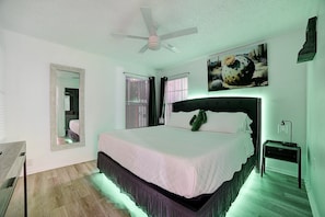 3 bedrooms, Internet, bed sheets, wheelchair access - Picture Your Stay | Beautifully renovated home (San Antonio)