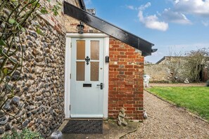 Exterior detail - Old Rectory Cottage, Tostock (Tostock)