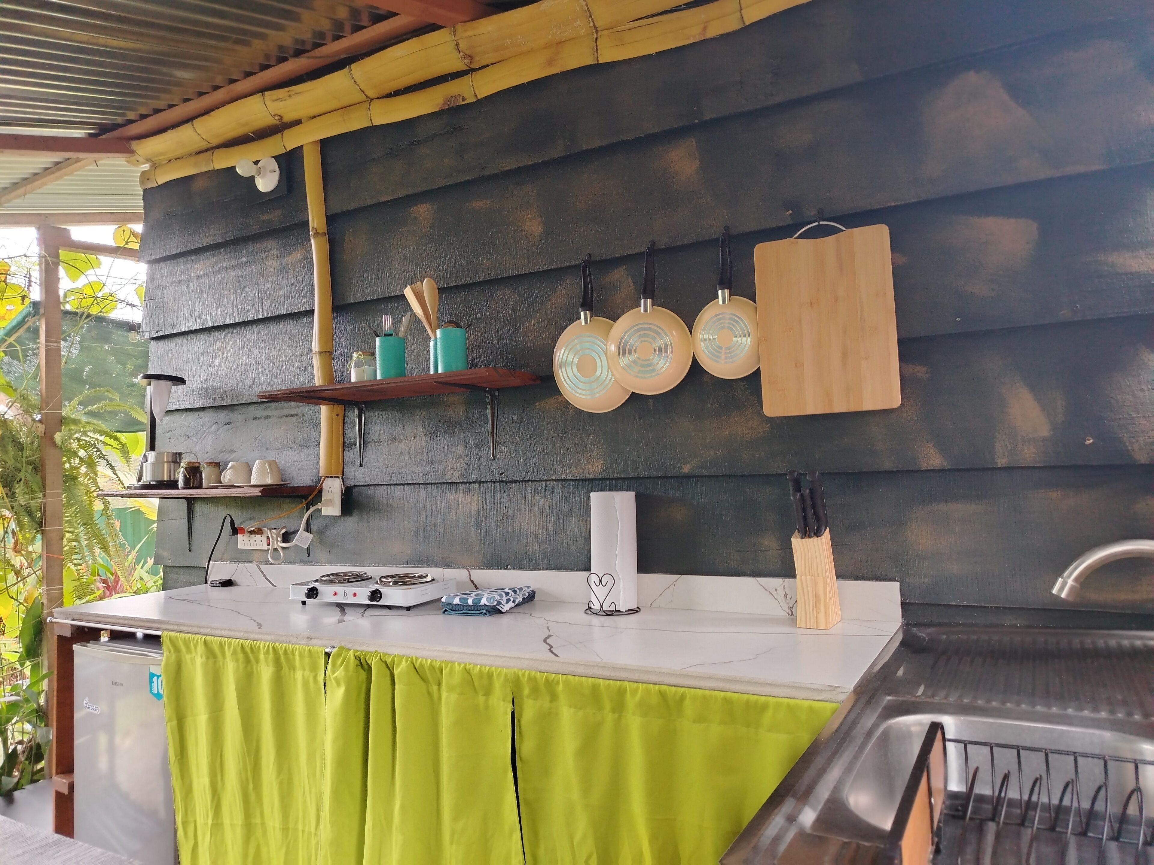 Cookware/dishes/utensils, lobster pot