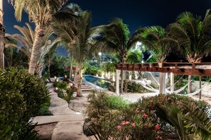 Pool - One bedroom Villa with private pool and ocean view! (Isla Mujeres)