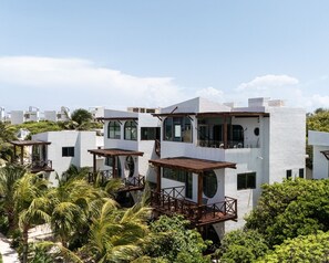 Exterior - One bedroom Villa with private pool and ocean view! (Isla Mujeres)