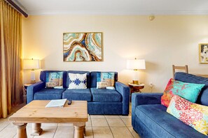 TV - Lakefront condo with amazing views, pool, & hot tub - steps from the beach (Orlando)