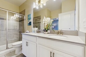Shower, hair dryer, towels - Modern Home w/ Private Pool & Spa, Theater, Game Room, and Resort Amenities (Davenport)